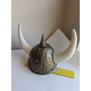 viking hat with horns